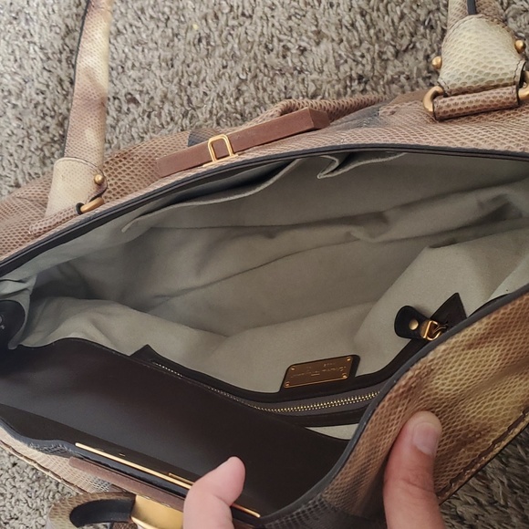 Rare Python Salvatore Ferragamo Handbag - Picture 10 of 12